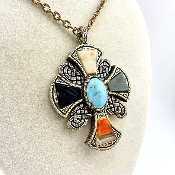 Vintage Miracle Celtic Agate Inlay Gold Tone Cross Pendant 23” Necklace - Picture 1 of 11